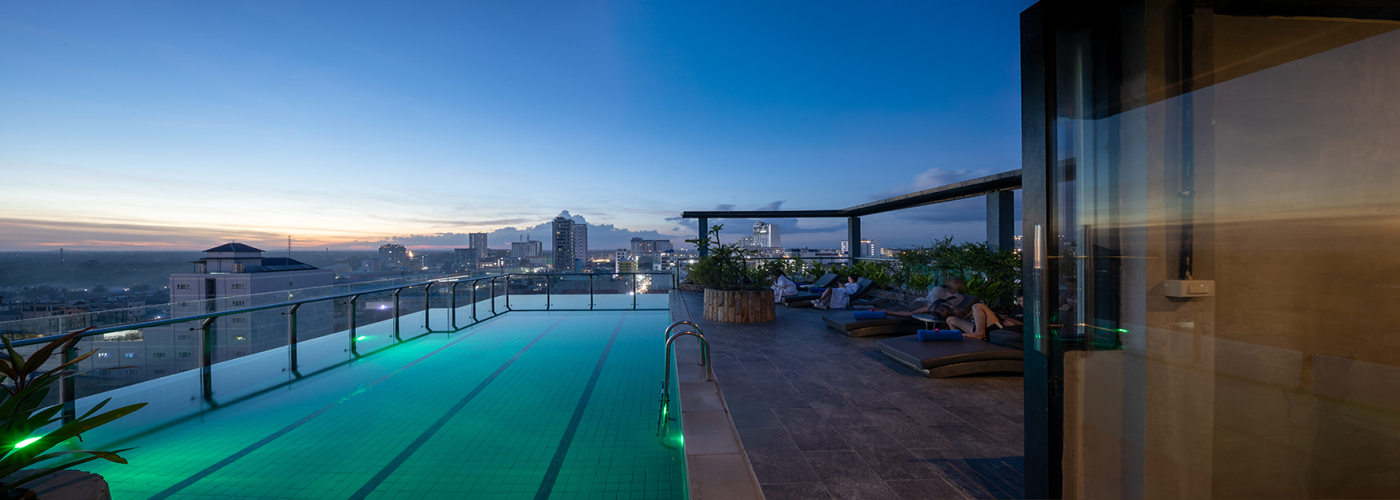 Rooms & Suites